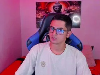 Offline ethan_sai on Flirt4Free