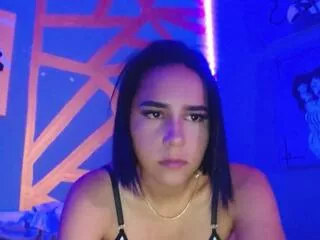 evelyn_lovers on Flirt4Free 