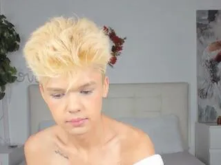 Freechat felix_del_rey on Flirt4Free