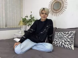 Freechat felix_del_rey on Flirt4Free