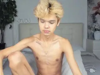 Freechat felix_del_rey on Flirt4Free