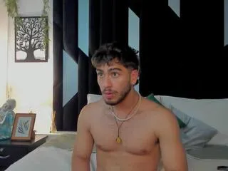 Offline franco_banderas on Flirt4Free