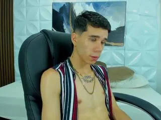 Offline gabo_white on Flirt4Free