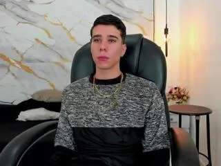 Offline gabo_white on Flirt4Free