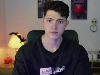 hazzan_velez — Freechat on Flirt4Free