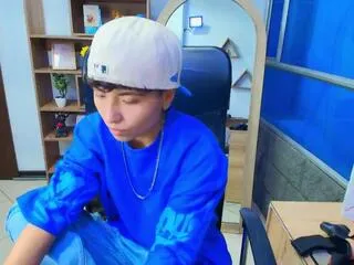 Freechat im_mathias on Flirt4Free