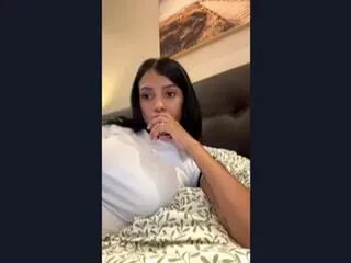 Offline isabella_florez on Flirt4Free