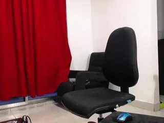 Offline jaden_smiith on Flirt4Free