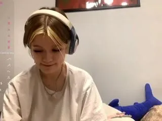 Offline jeannette_helem on Flirt4Free