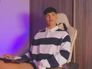 Offline jimmy_leeh on Flirt4Free