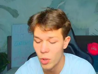 Freechat johnny_october on Flirt4Free