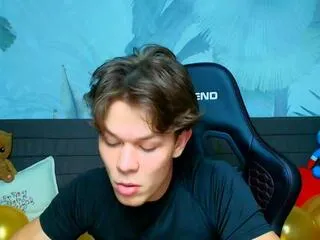 Freechat johnny_october on Flirt4Free