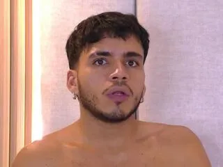 Offline jordan_rodriguezz on Flirt4Free