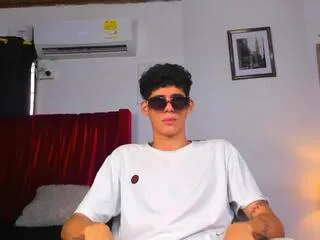 Offline jules_belllamy on Flirt4Free