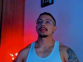 Offline justin_whitte on Flirt4Free