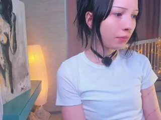 Freechat karena_buteau on Flirt4Free