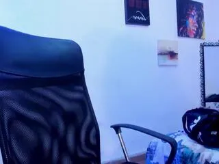 Offline kimora_kimlee on Flirt4Free