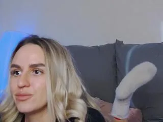 Offline kira_mae on Flirt4Free