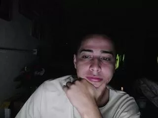 Offline konan_handerson on Flirt4Free