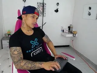 Offline leonard_price on Flirt4Free