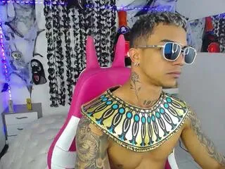 Offline leonard_price on Flirt4Free