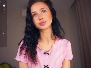 Freechat lisa_budinich on Flirt4Free