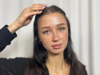 Freechat lisa_budinich on Flirt4Free