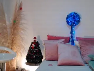 Freechat lucy_minds on Flirt4Free