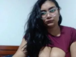 Offline lyraa_black on Flirt4Free
