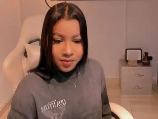 Offline maddie_rae on Flirt4Free