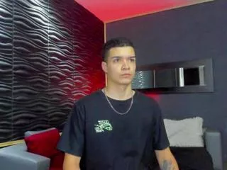 Offline marco_tosswell on Flirt4Free