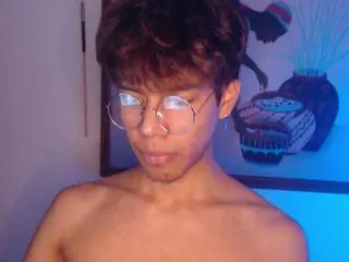 Offline marcus_countre on Flirt4Free