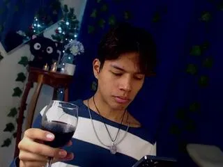 Offline marcus_countre on Flirt4Free