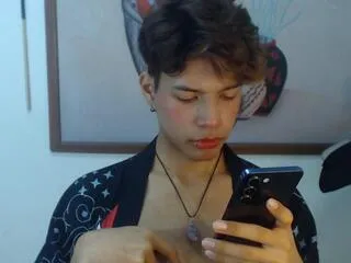 Offline marcus_countre on Flirt4Free