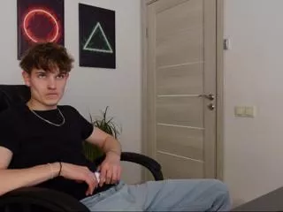 Offline mark_karson on Flirt4Free