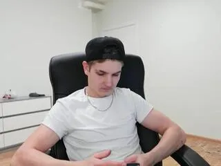 Offline mark_karson on Flirt4Free