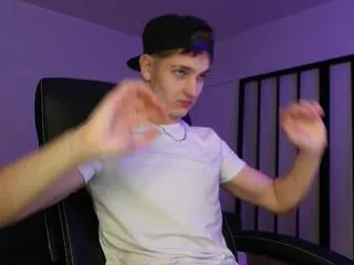 Offline mark_karson on Flirt4Free