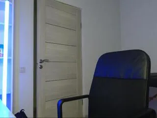 Offline mark_karson on Flirt4Free