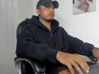 Offline mateo_reales on Flirt4Free