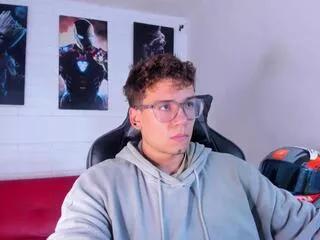 matthew_fiire from Flirt4Free