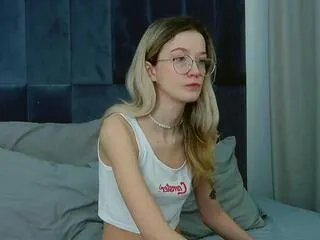 Offline may_lily on Flirt4Free