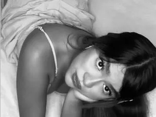 Freechat mia_sinner on Flirt4Free