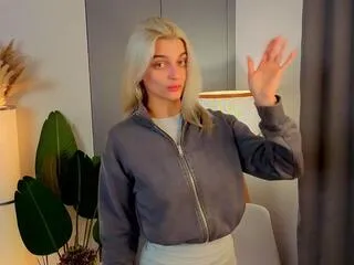 Freechat michelle_kamb on Flirt4Free