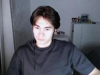 Offline mick_love on Flirt4Free