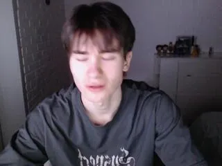 Offline mick_love on Flirt4Free