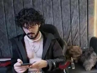 Offline mike_parkerr on Flirt4Free