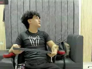 Offline mikey_banji on Flirt4Free