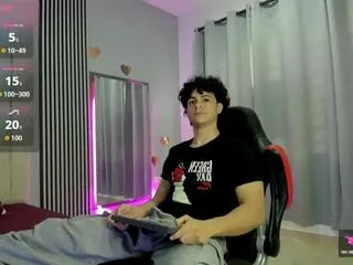 Offline mikey_banji on Flirt4Free