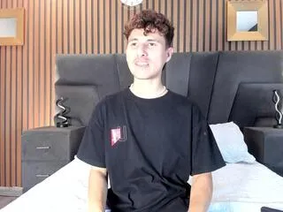 Freechat mugly_yoshida on Flirt4Free