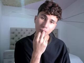 Freechat mugly_yoshida on Flirt4Free